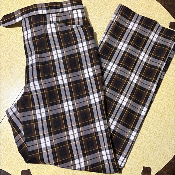 Black and White Dress Pants with Plaid Pattern - Picture 2 of 7